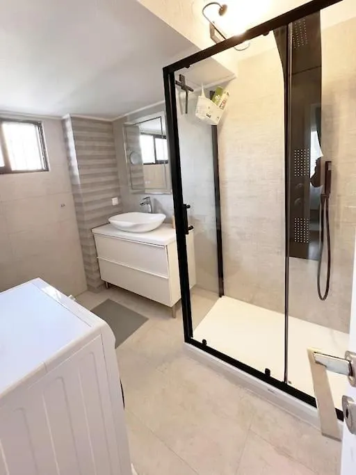 2 Bedroom Family Apartment II سالونيك